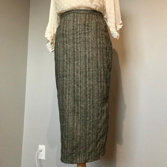 Vintage 80s High Waisted Wool Pencil Skirt - Picture 2 of 6
